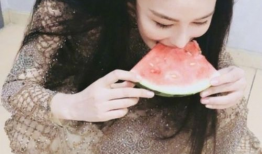 杨颖吃瓜爆料图片,娱乐圈幕后真相大揭秘